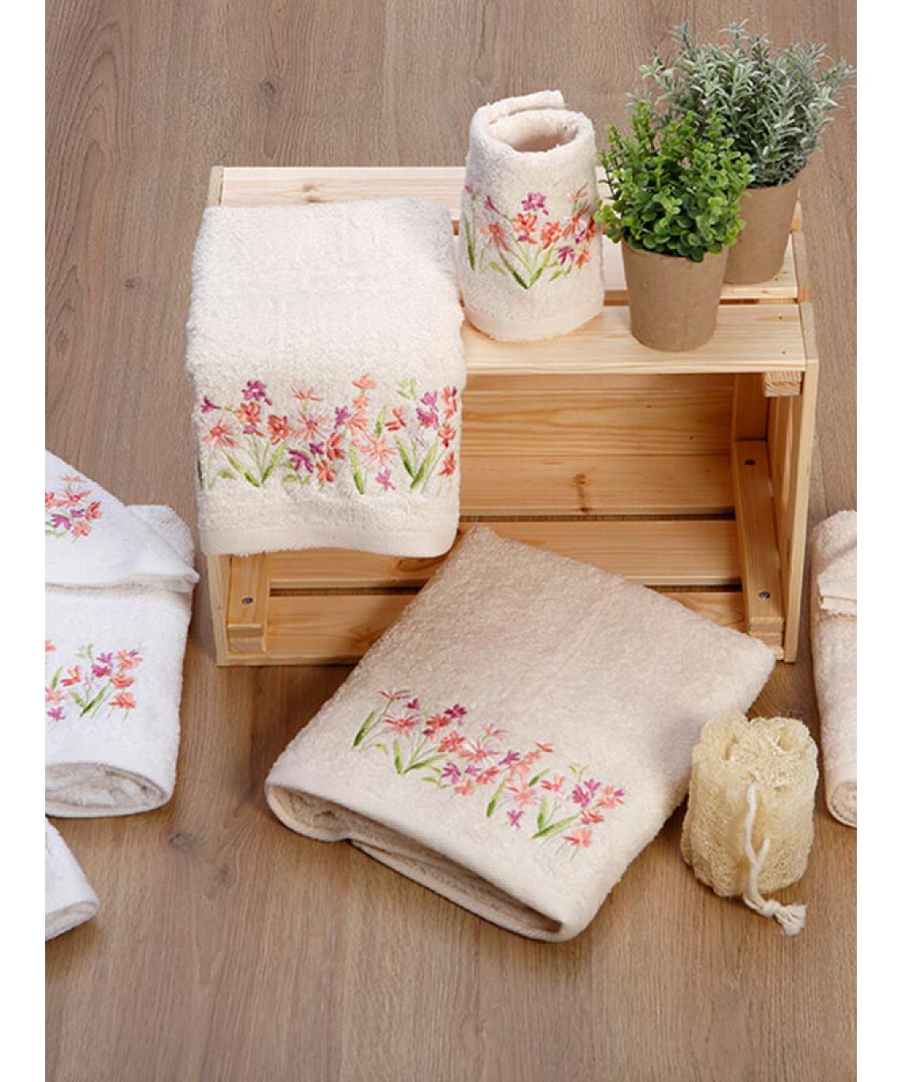 Set of embroidered towels 20 Ecru