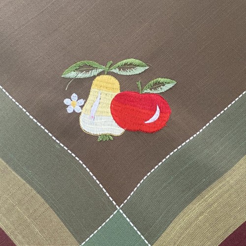 LINEN FRAME 85X85 WITH APPLE EMBROIDERY 12539 LINEAHOME