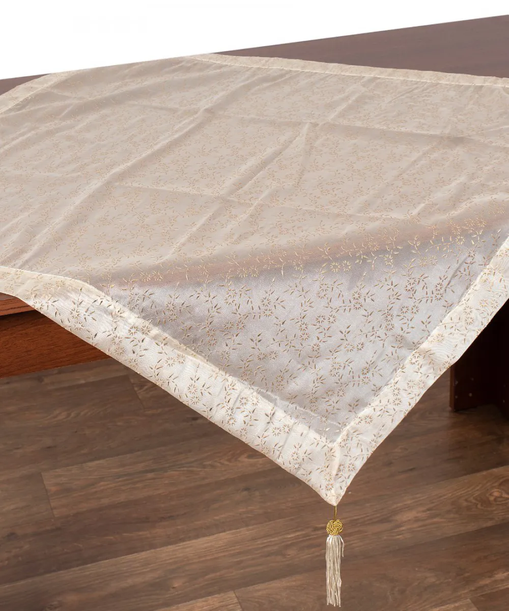 Καρέ (90cm x 90cm) 0001061B Ivory