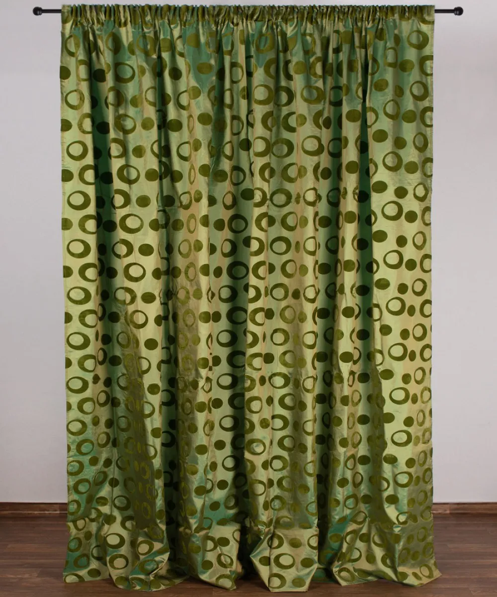 Κουρτίνα 082 (300cm x 275cm) με τρέσα λαχανί
