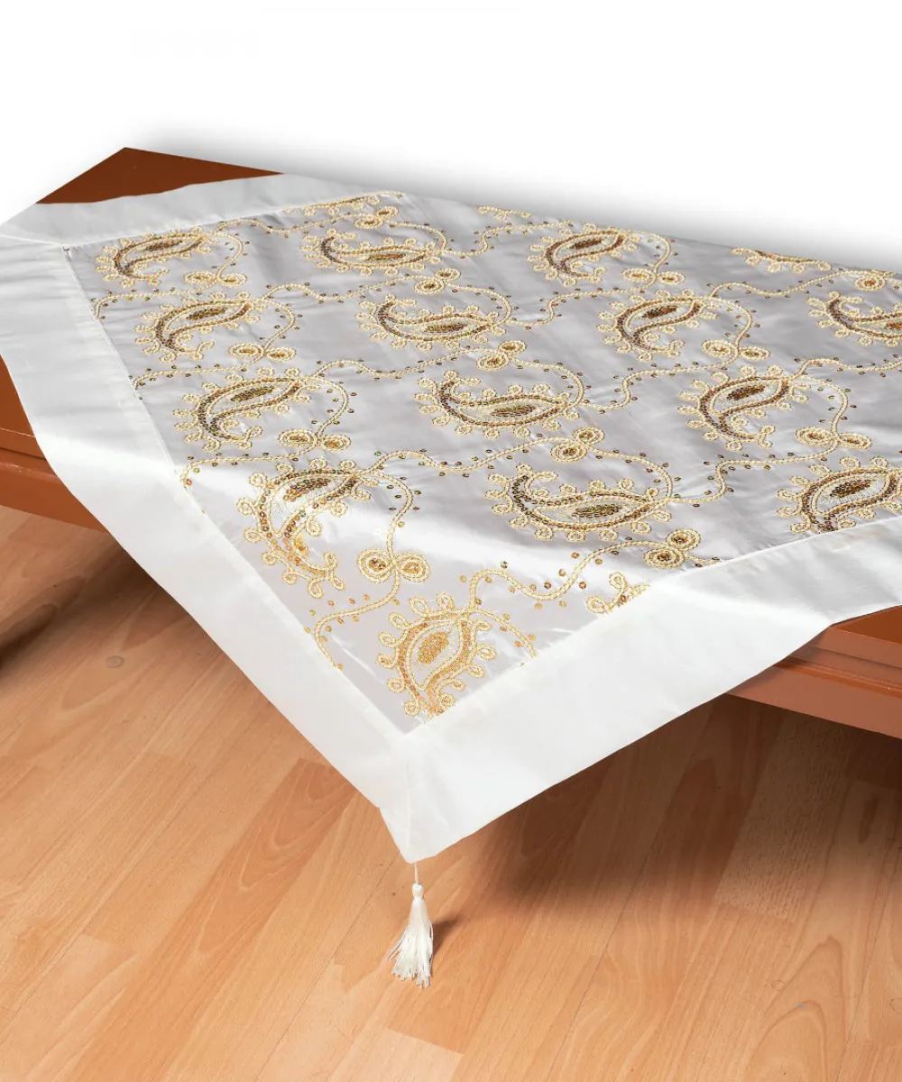 Σατέν τραπεζοκαρέ 1028 (130cm x 130cm) λευκό