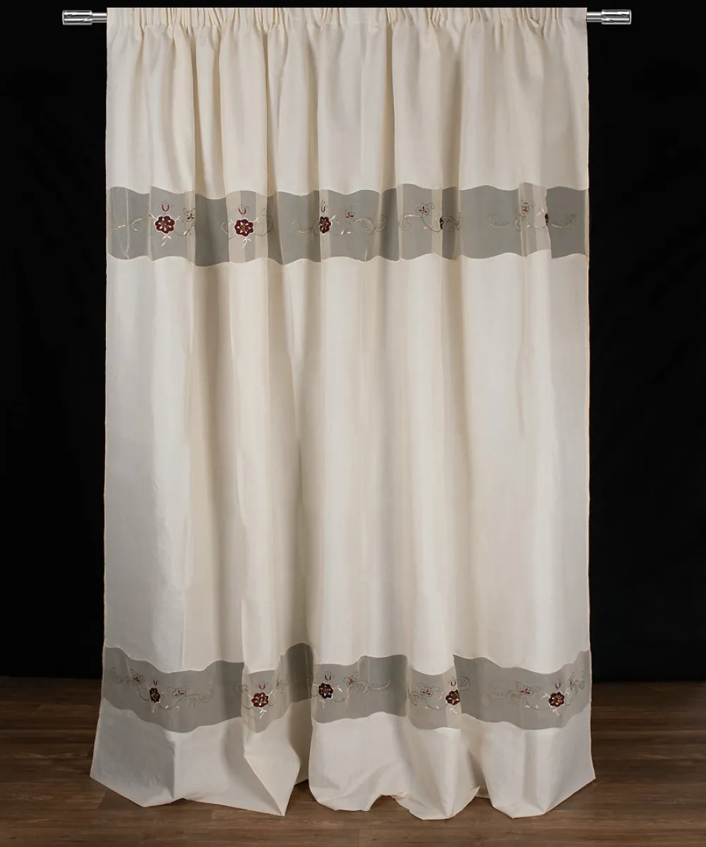 Κουρτίνα 5704 (300cm x 300cm) με τρέσα