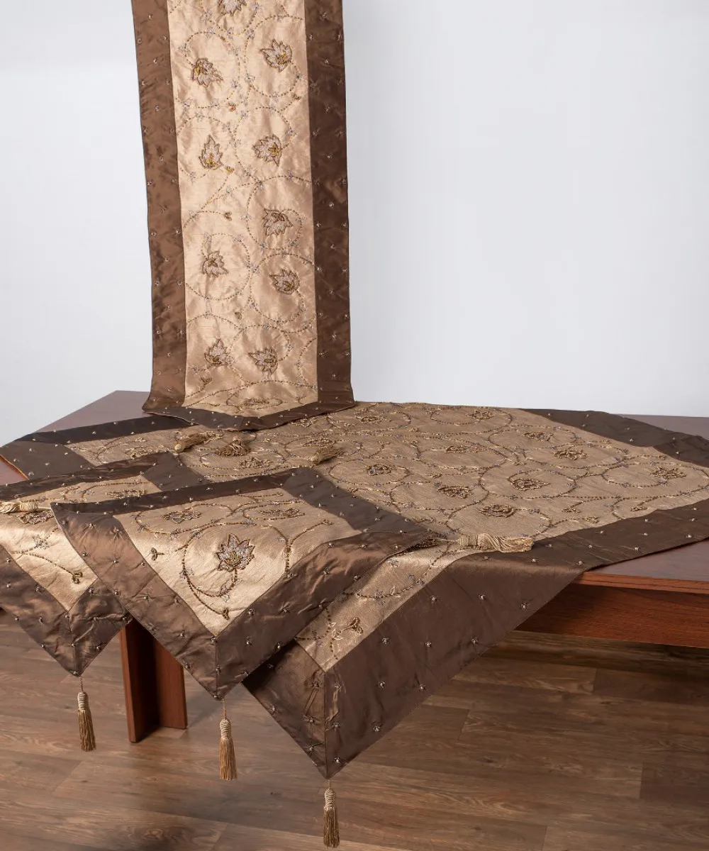 Σετ 4 τεμαχίων (100cm x 100cm, 40cm x 130cm, 2x40cm x 40cm)  Ήρα Καφέ