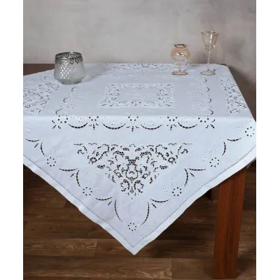 Κοφτό τραπεζομάντηλο χειρός (140cm x 140cm) HY87