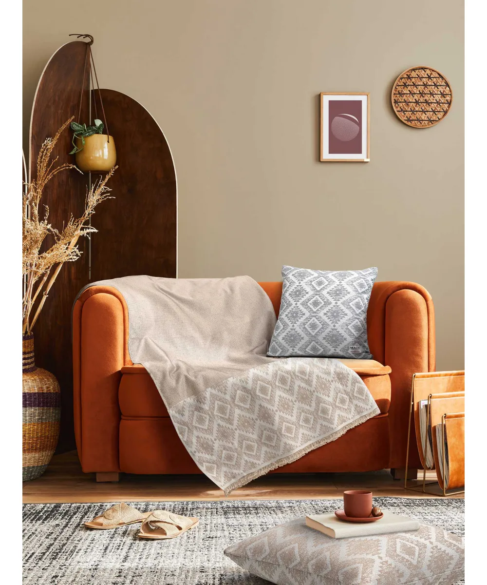 Διακοσμητικό Μαξιλάρι FOLK BEIGE Διακοσμητική μαξιλαροθήκη: 45 x 45 εκ. Διακοσμητικό Μαξιλάρι FOLK BEIGE Διακοσμητική μαξιλαροθήκη: 45 x 45 εκ.