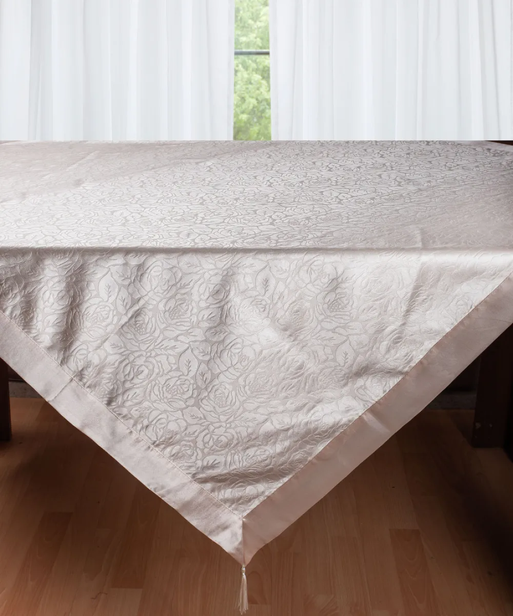 Σατέν τραπεζομάντηλο 2009 λουλούδι (160cm x 220cm) σομών Σατέν τραπεζομάντηλο 2009 λουλούδι (160cm x 220cm) σομών