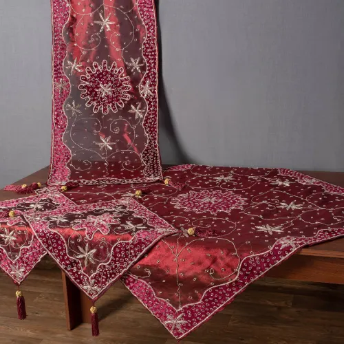 Σετ 4 τεμαχίων (90cm x 90cm, 42cm x 105cm, 2x38cm x 38cm) Ουρανία Μπορντώ