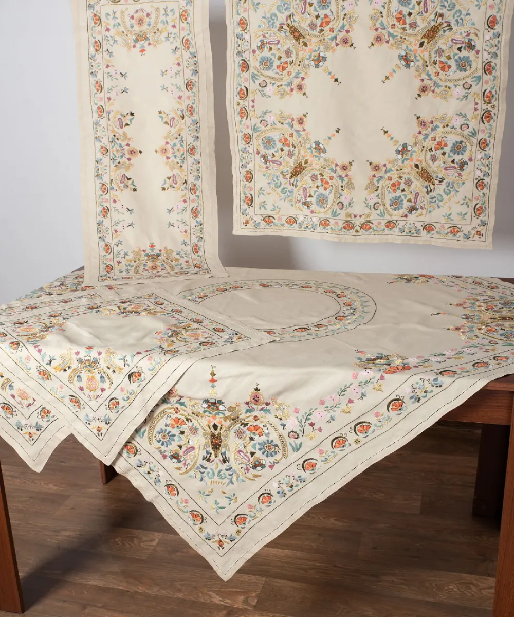Σετ 5 τεμαχίων (80cm x 80cm, 45cm x 105cm, 135cm x 135cm, 2x60cm x 60cm) 516 Σετ 5 τεμαχίων (80cm x 80cm, 45cm x 105cm, 135cm x 135cm, 2x60cm x 60cm) 516