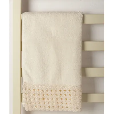 Πετσέτα Προσώπου (50cm x 100cm) με δαντέλα ivory