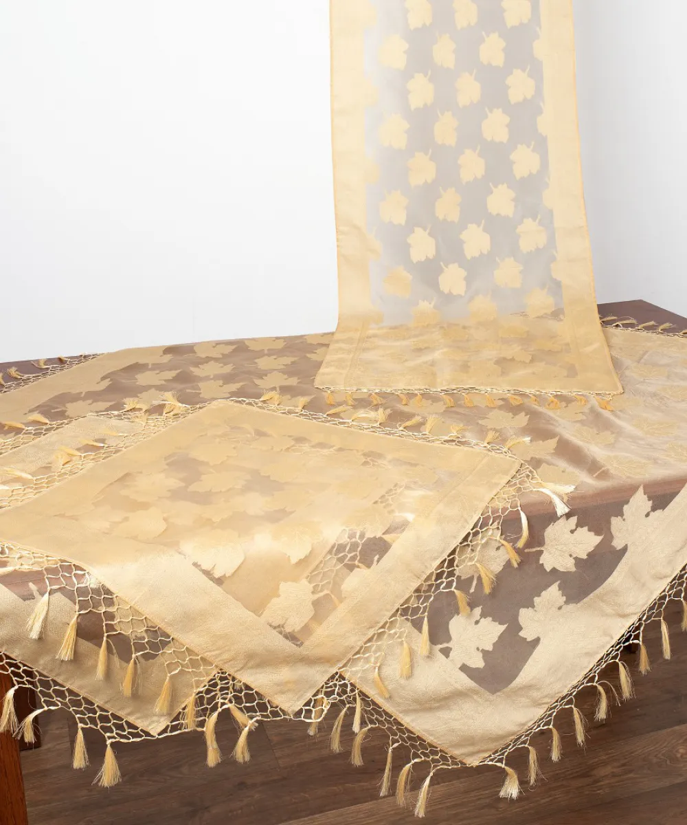 Σετ 4 τεμαχίων (110cm x 110cm, 50cm x 140cm,2x50cm x 50cm) AKB-301 Χρυσό Σετ 4 τεμαχίων (110cm x 110cm, 50cm x 140cm,2x50cm x 50cm) AKB-301 Χρυσό