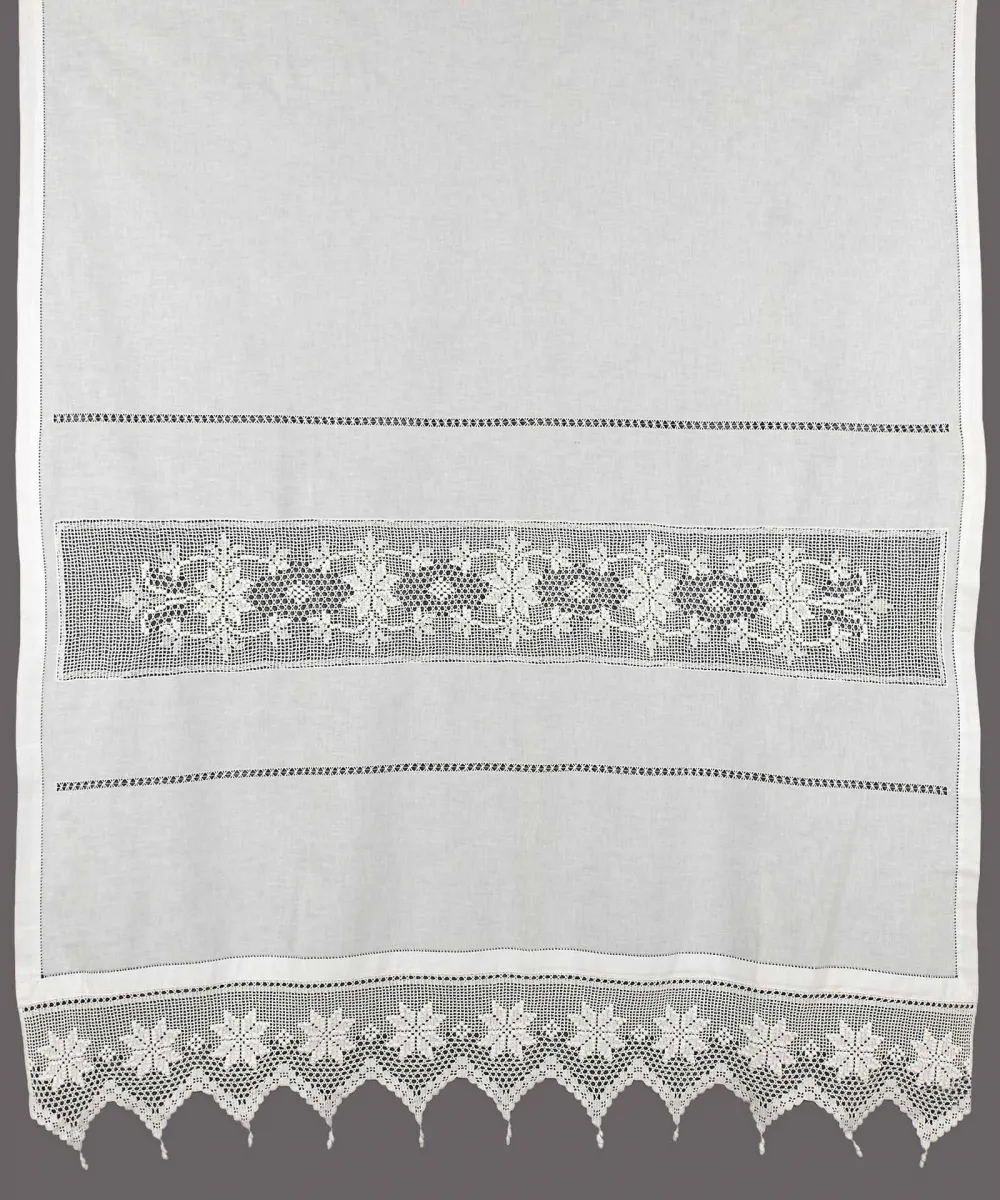 κουρτίνα 021 (160cm x 160cm) λευκό με τούνελ