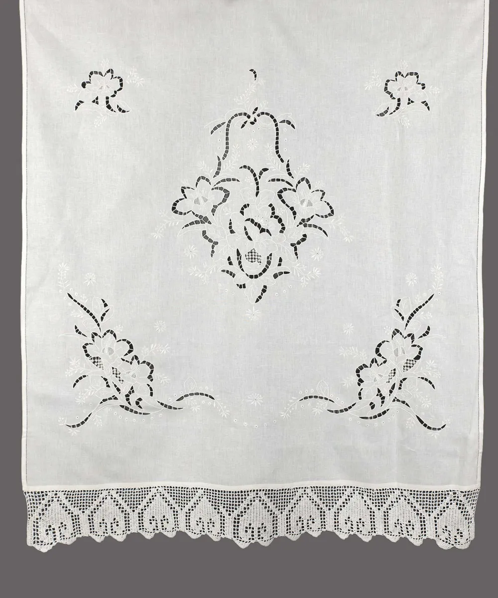 κουρτίνα 662 (120cm x 250cm) λευκό με τούνελ κουρτίνα 662 (120cm x 250cm) λευκό με τούνελ