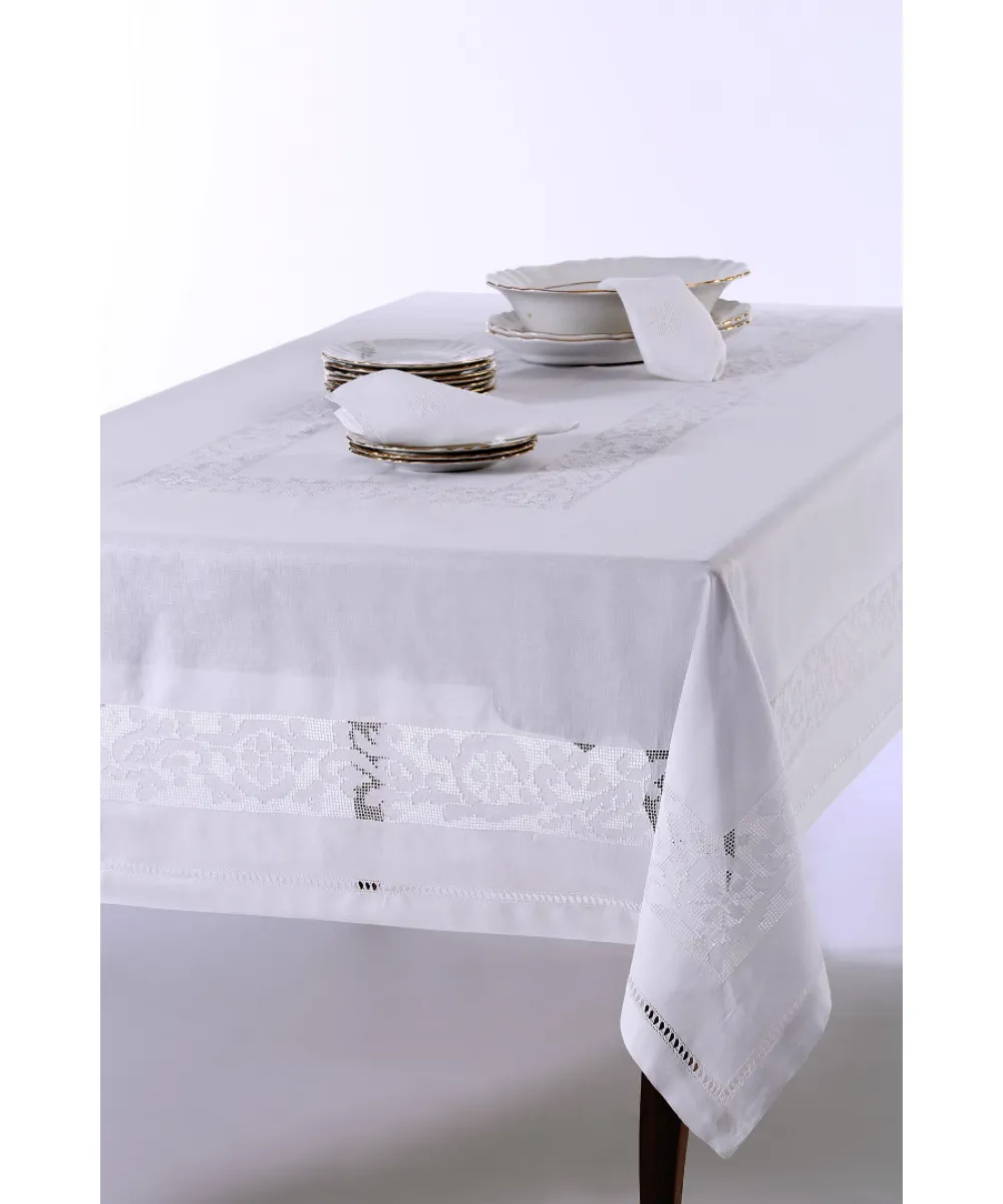 Χειροποίητο τραπεζομάντηλο 992 (170cm x 450cm) Χειροποίητο τραπεζομάντηλο 992 (170cm x 450cm)