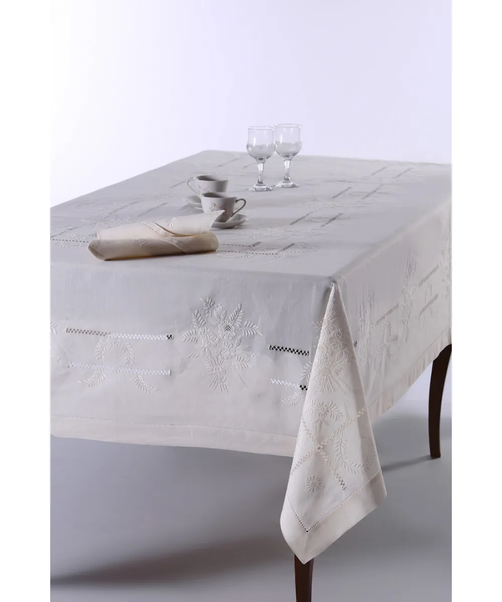 Χειροποίητο τραπεζομάντηλο 233 (170cm x 270cm) Χειροποίητο τραπεζομάντηλο 233 (170cm x 270cm)
