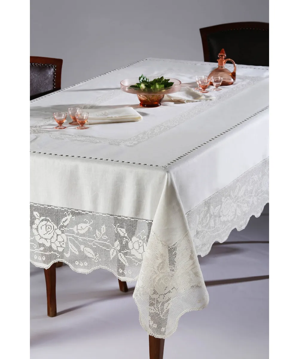 Χειροποίητο τραπεζομάντηλο 310 (170cm x 220cm) Χειροποίητο τραπεζομάντηλο 310 (170cm x 220cm)