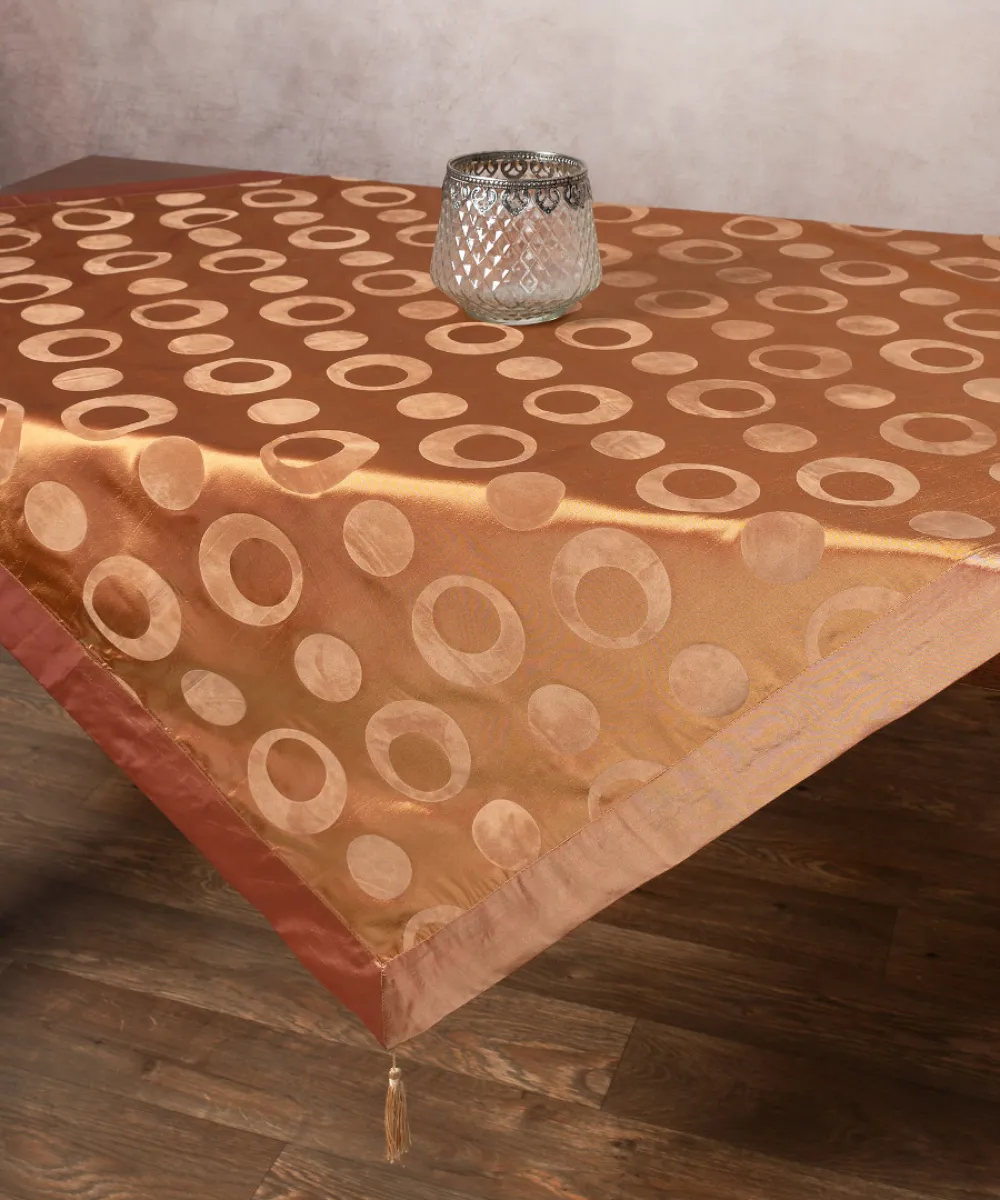 Σατέν καρέ 082 (85cm x 85cm) χρυσό