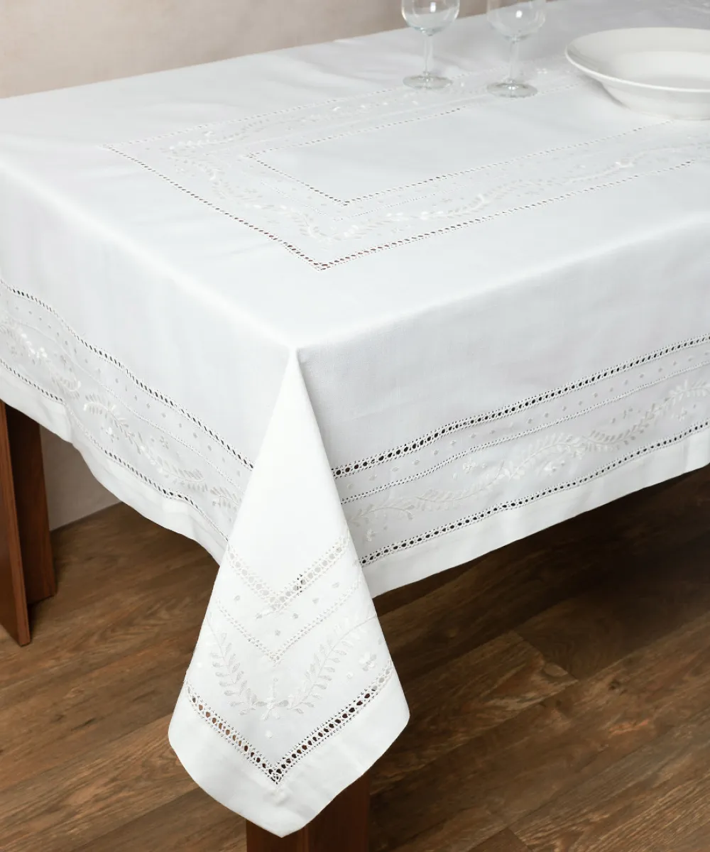 Τραπεζομάντηλο 601 (175cm x 450cm) λευκό Τραπεζομάντηλο 601 (175cm x 450cm) λευκό